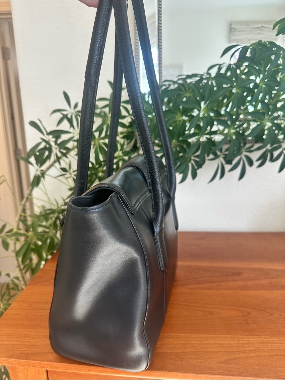 Radley London Palace Street Large Leather Tote Bag | Black Work Purse - Picture 4 of 10